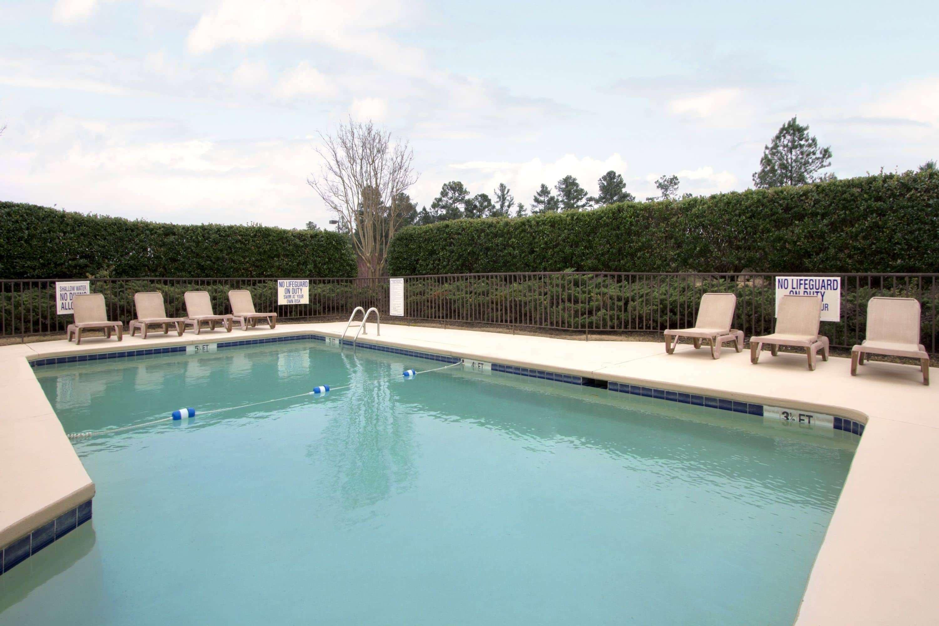 Days Inn By Wyndham Seneca-Clemson Exteriör bild