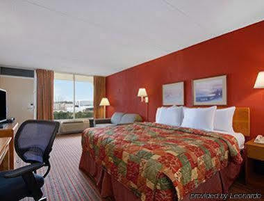 Days Inn By Wyndham Seneca-Clemson Exteriör bild